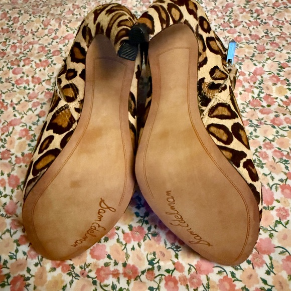 Sam Edelman Leopard Print Calf Hair Pointy Toe Bootie Size 7 - Picture 4 of 5